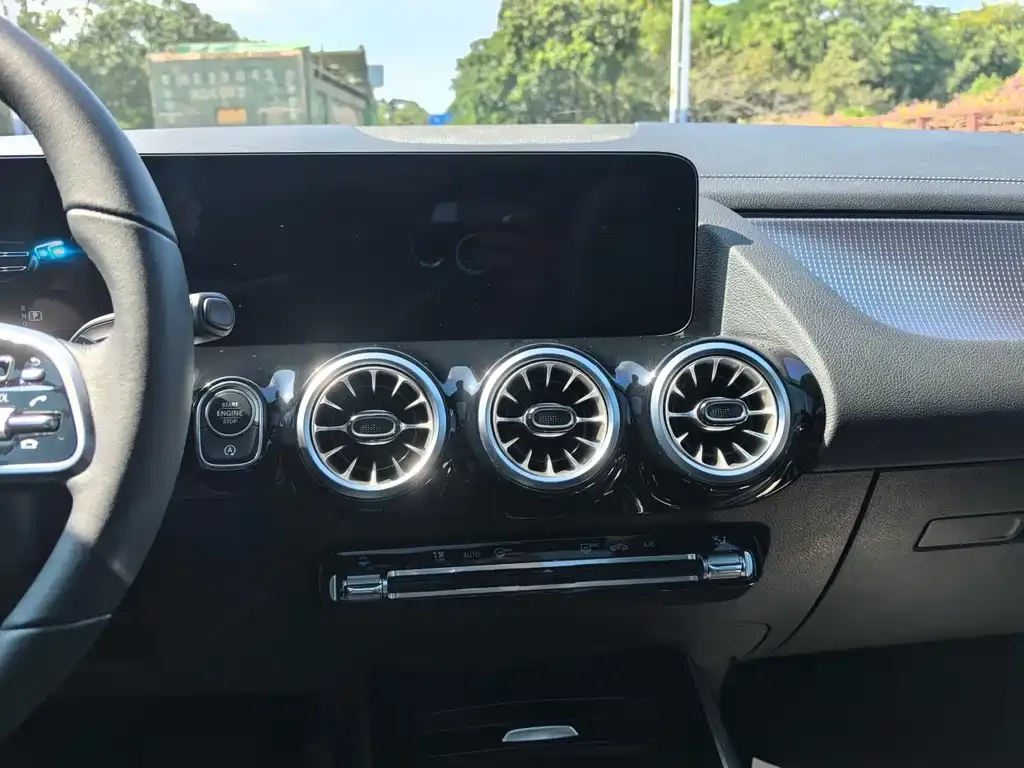 Mercedes-Benz GLA 2023 из CN, фото 7