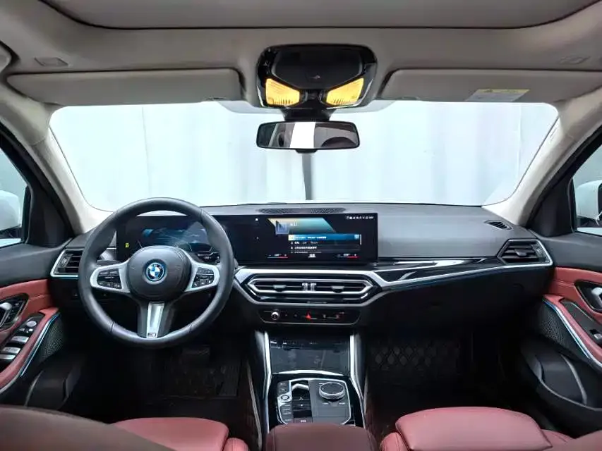 BMW i3 — фото 8