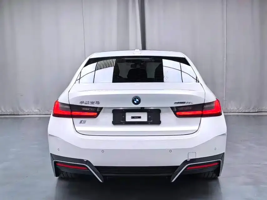BMW i3 — фото 2