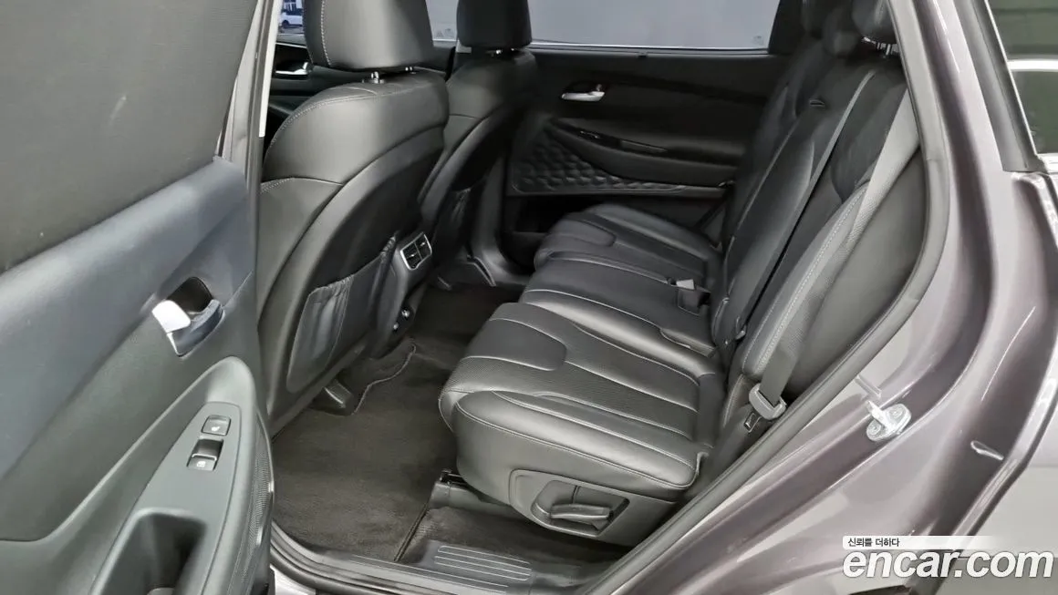 Hyundai Santafe 2023 из KR, фото 10