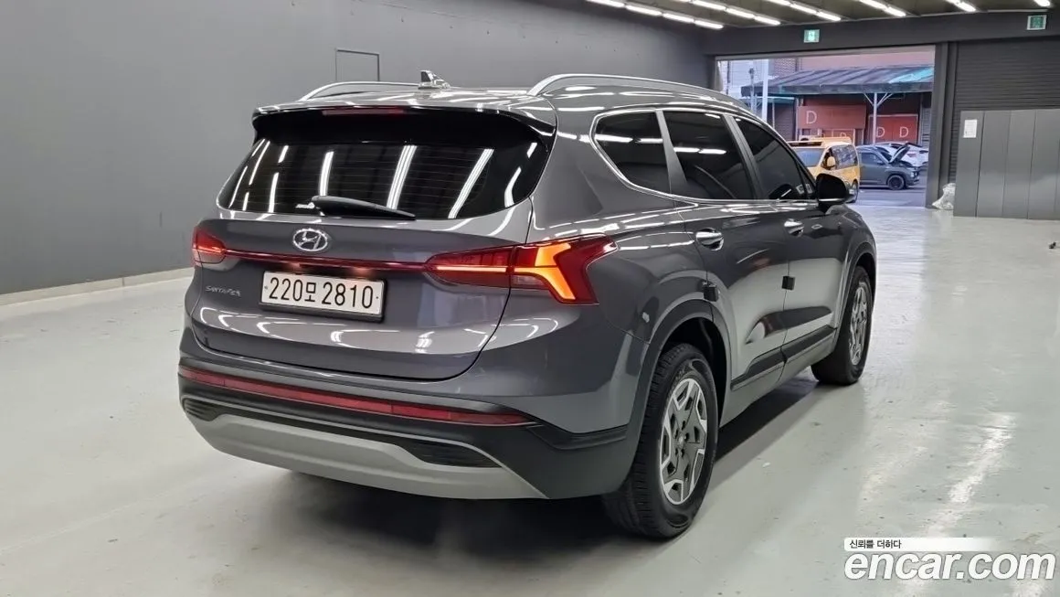 Hyundai Santafe 2023 из KR, фото 2