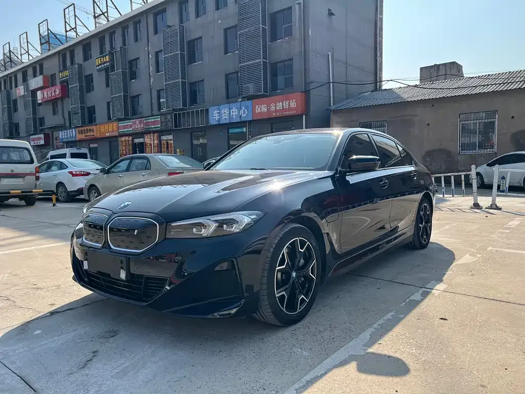 BMW i3 — фото 1