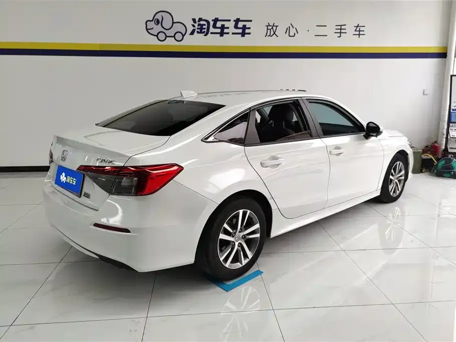 Honda Civic — фото 6