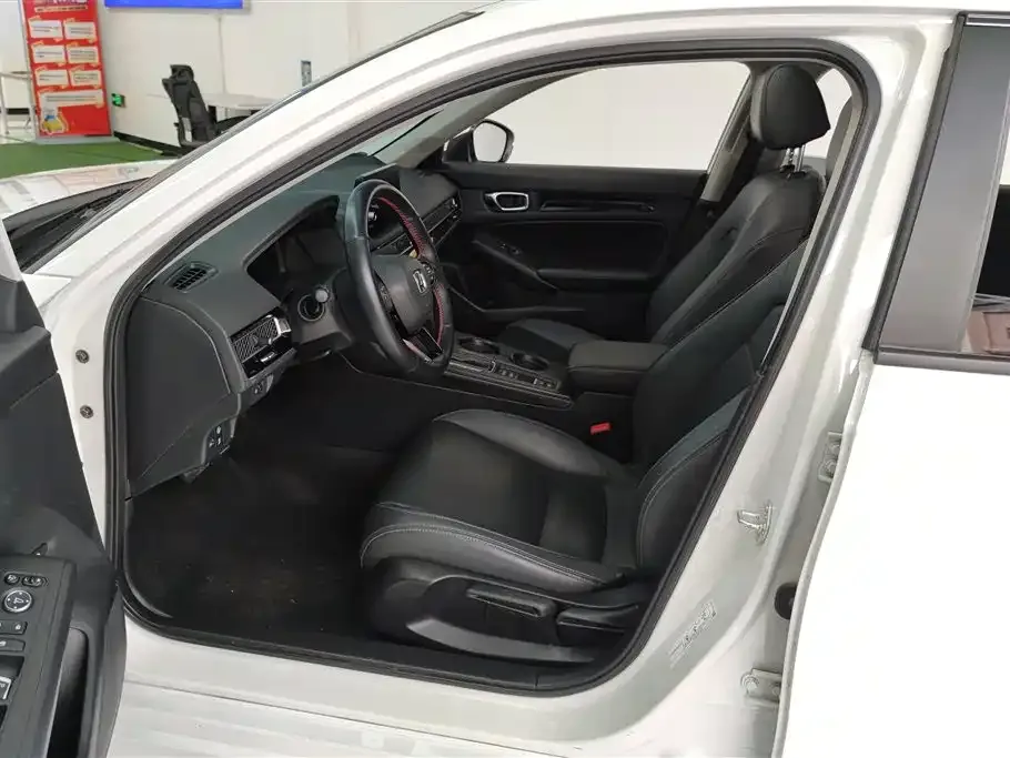 Honda Civic — фото 7