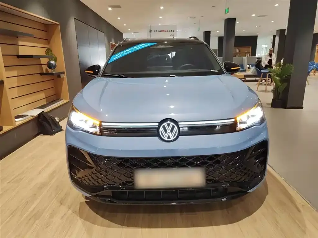 Volkswagen Tiguan L 2024 из CN, фото 4