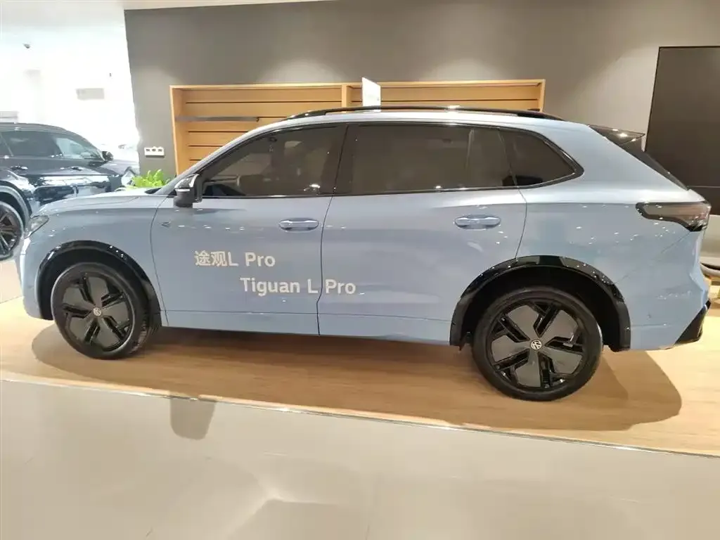 Volkswagen Tiguan L 2024 из CN, фото 2