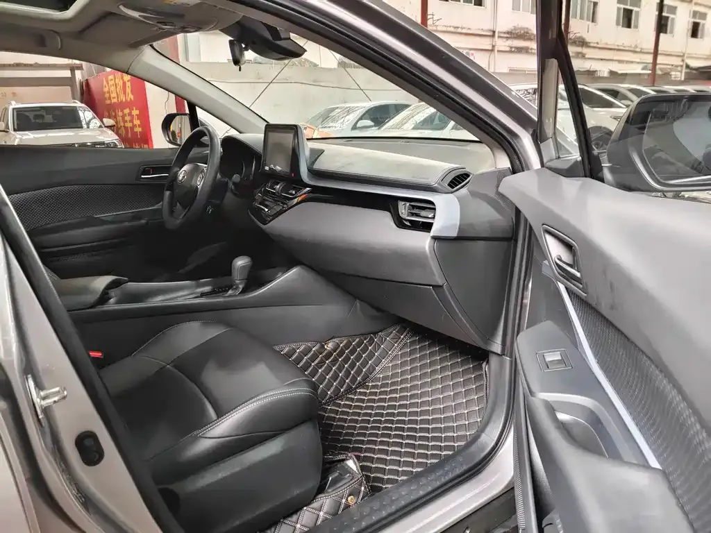 Toyota IZOA 2021 из CN, фото 5