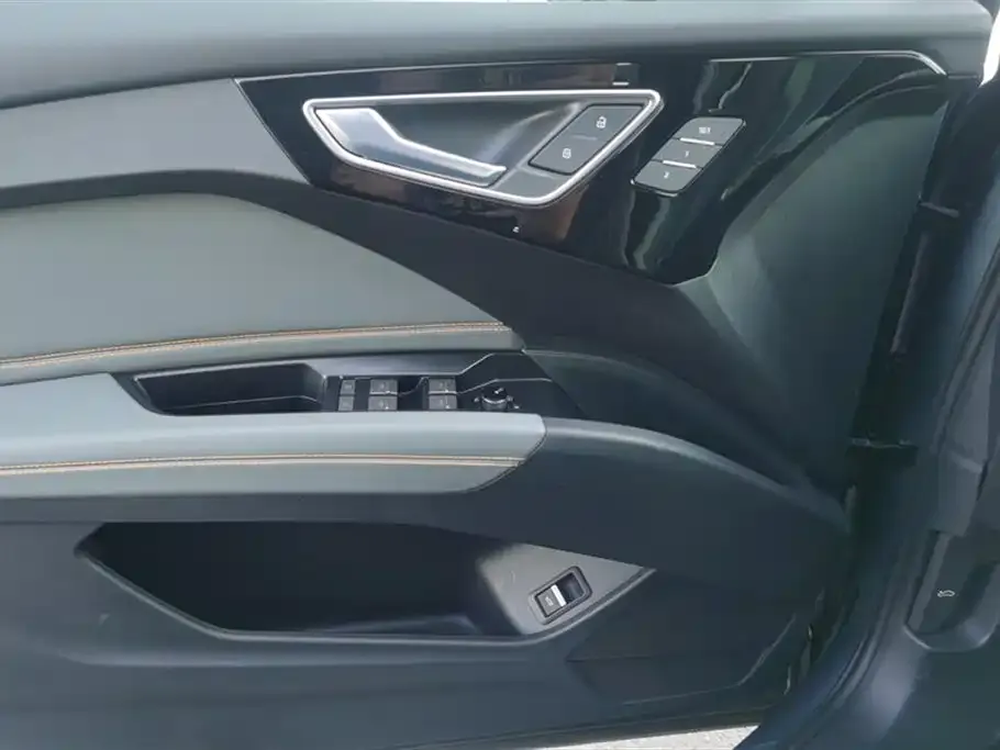 Audi Q4 e-tron 2024 из CN, фото 3