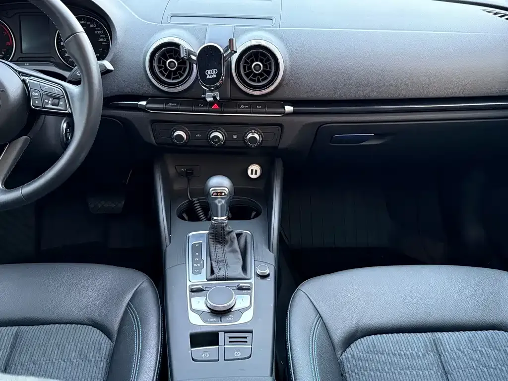 Audi A3 — фото 4