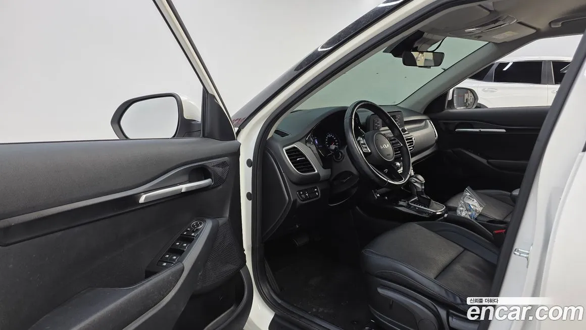 Kia Seltos 2023 из KR, фото 4