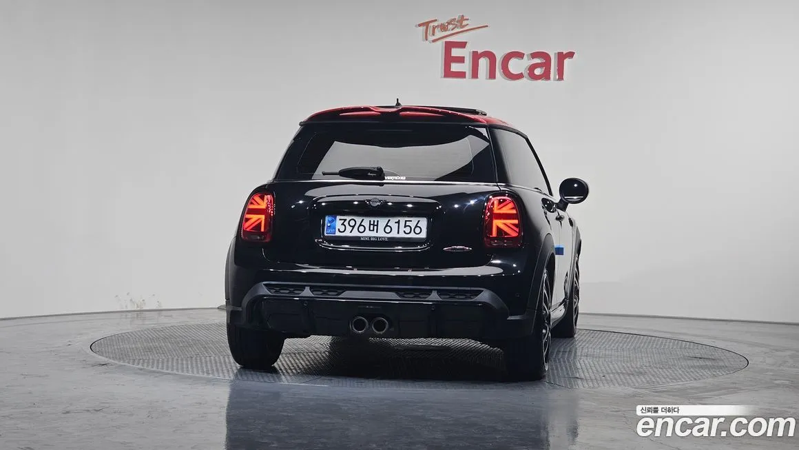 Mini Cooper 2023 из KR, фото 2