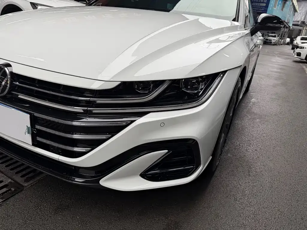Volkswagen CC 2023 из CN, фото 10