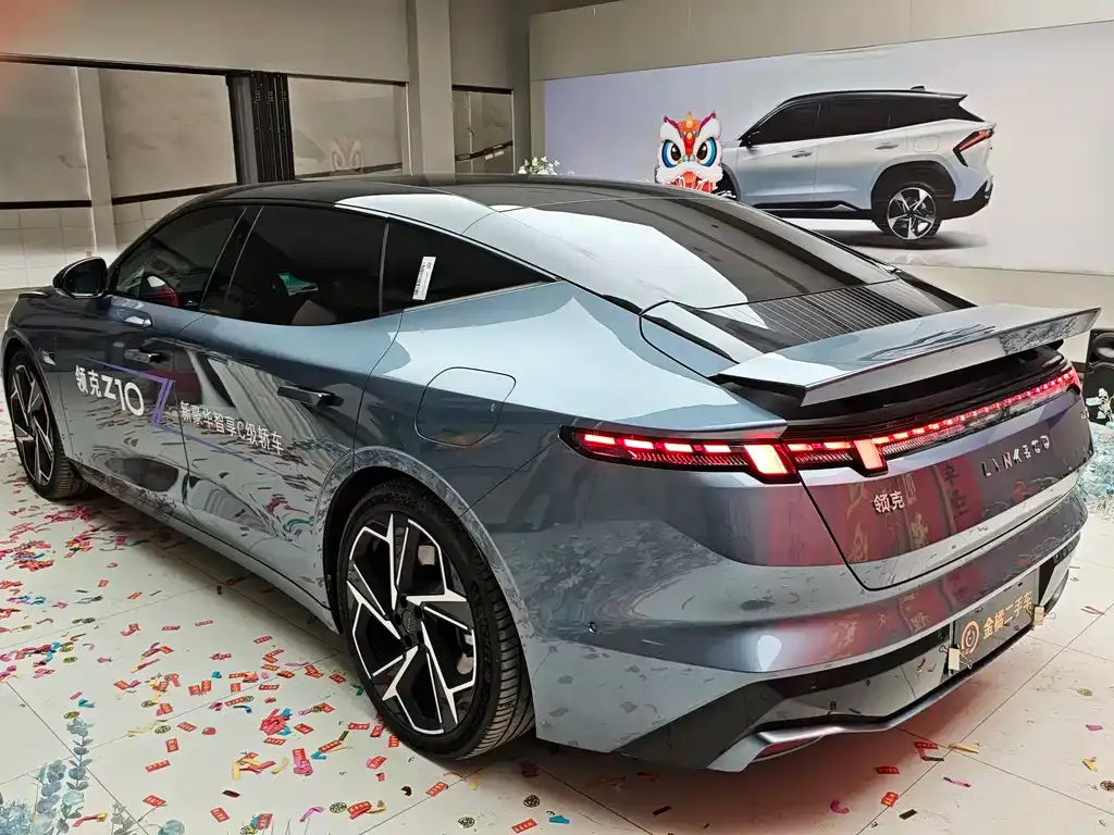 Lynk & Co Z10 — фото 3