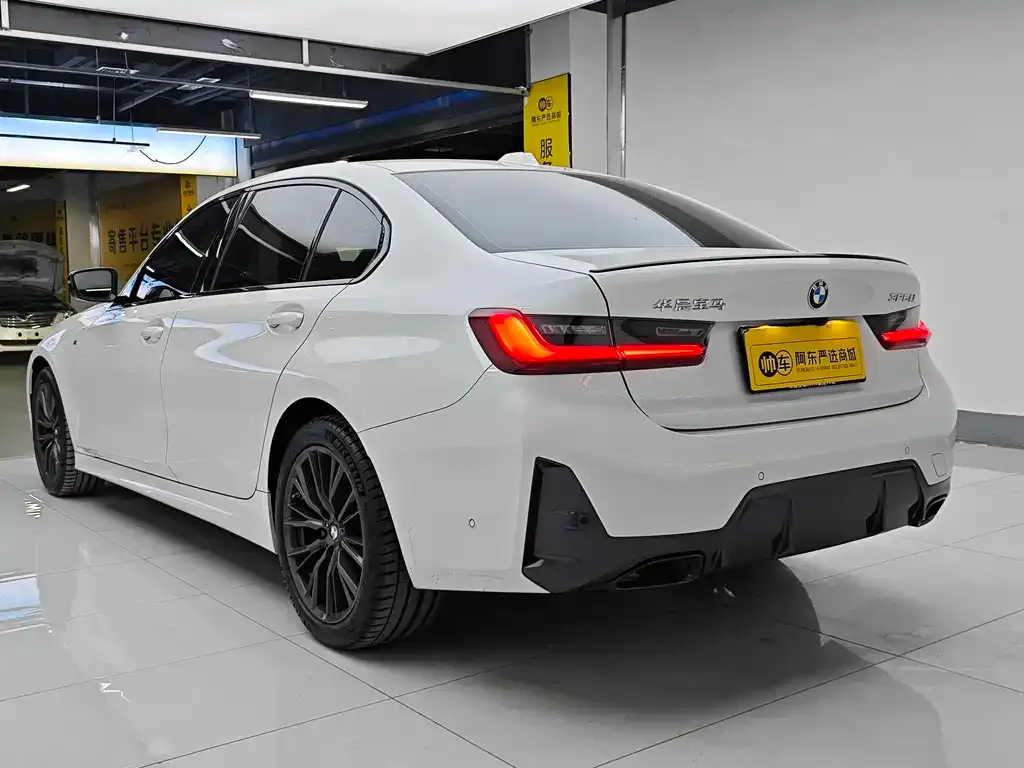 BMW 3 Series 2024 из CN, фото 5