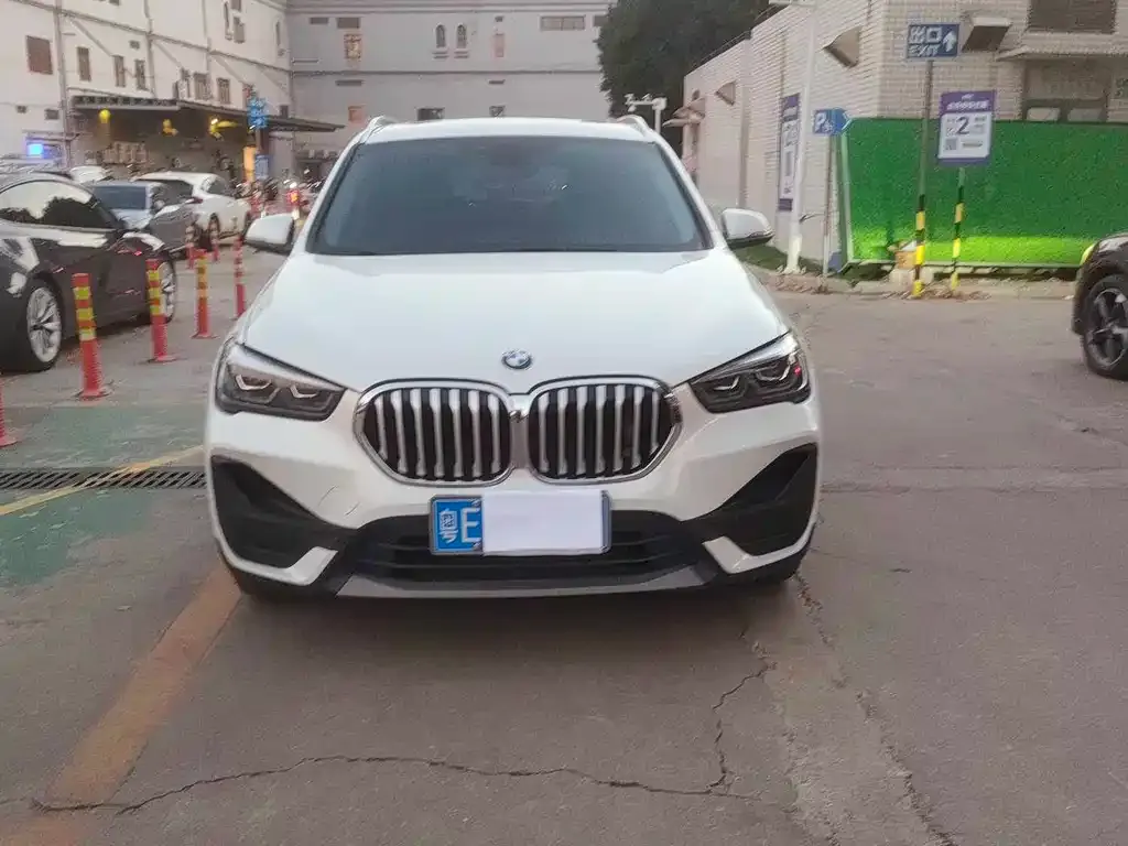 BMW X1 2022 из CN, фото 3