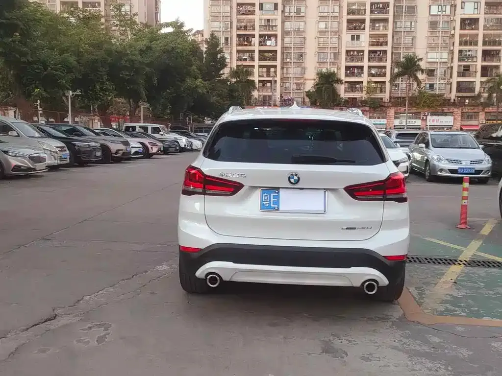 BMW X1 2022 из CN, фото 4