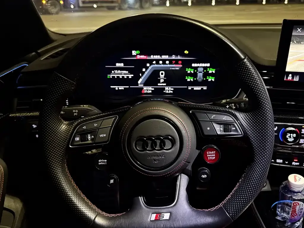 Audi S4 — фото 9