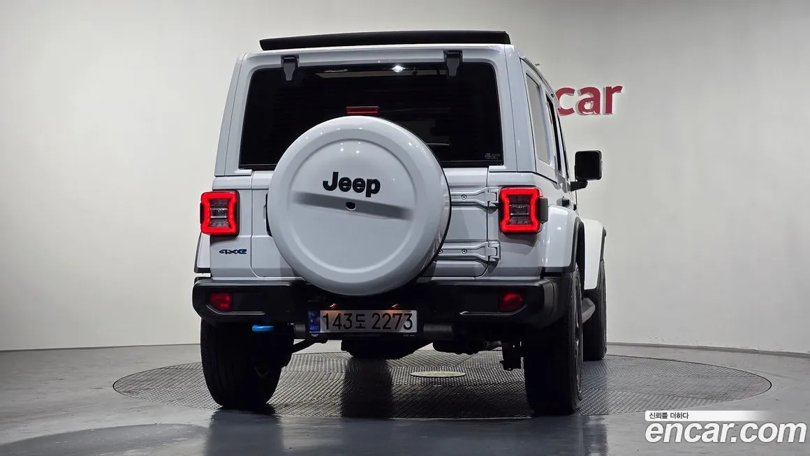 Jeep Wrangler — фото 3