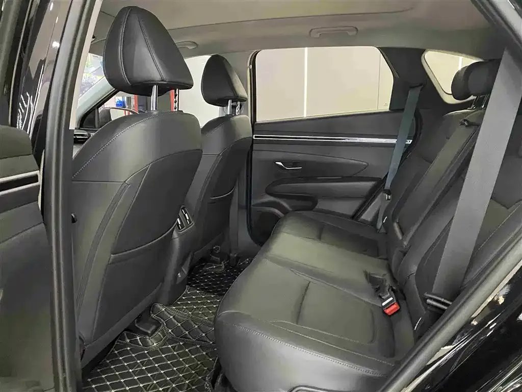 Hyundai Tucson 2023 из CN, фото 7