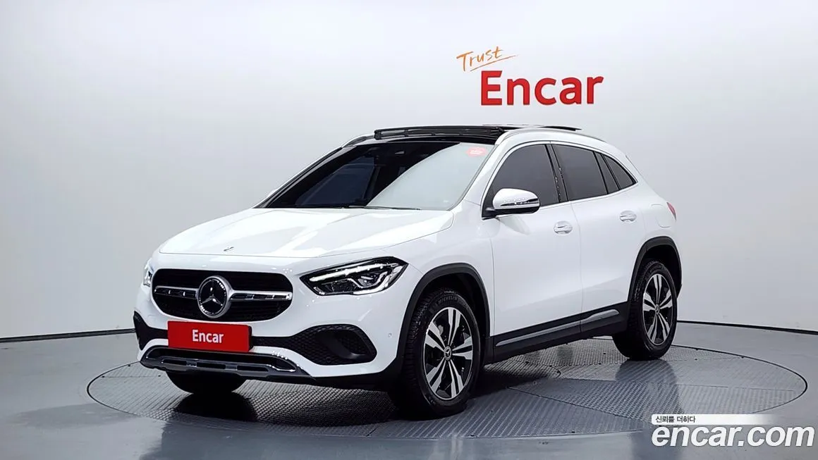 Mercedes-Benz GLA-Class