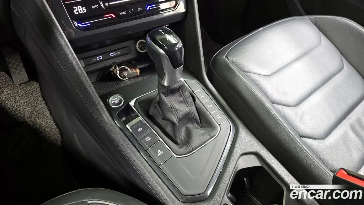 Volkswagen Tiguan 2021 из KR, фото 9