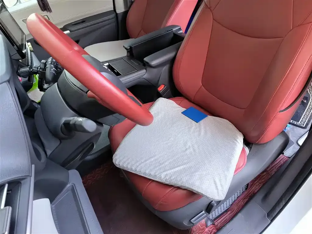 Toyota Sienna 2023 из CN, фото 10