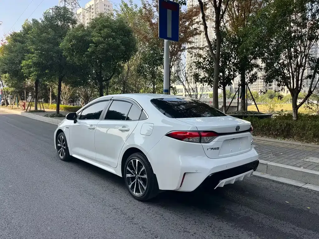 Toyota Levin — фото 5