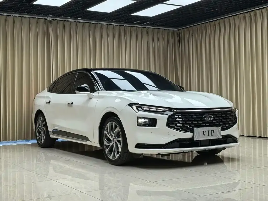 Ford Mondeo 2023 из CN, фото 3