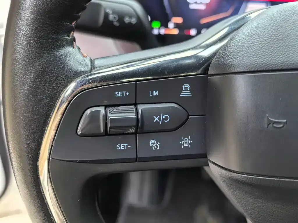 Ford Mondeo 2023 из CN, фото 8
