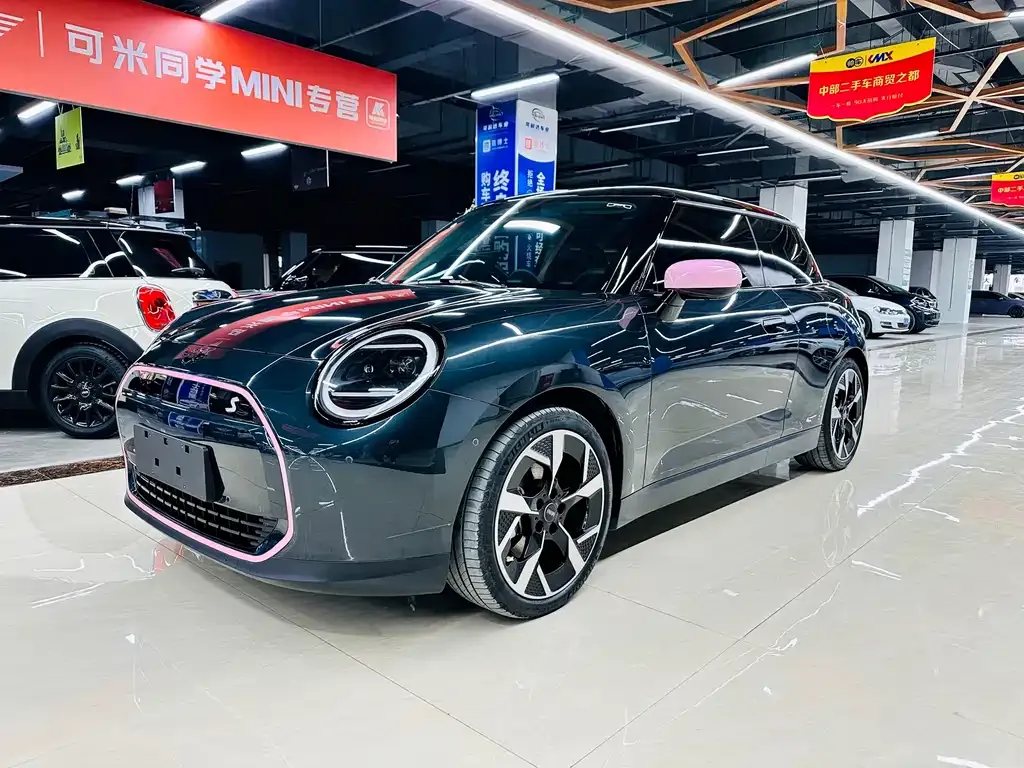 MINI Cooper EV — фото 1