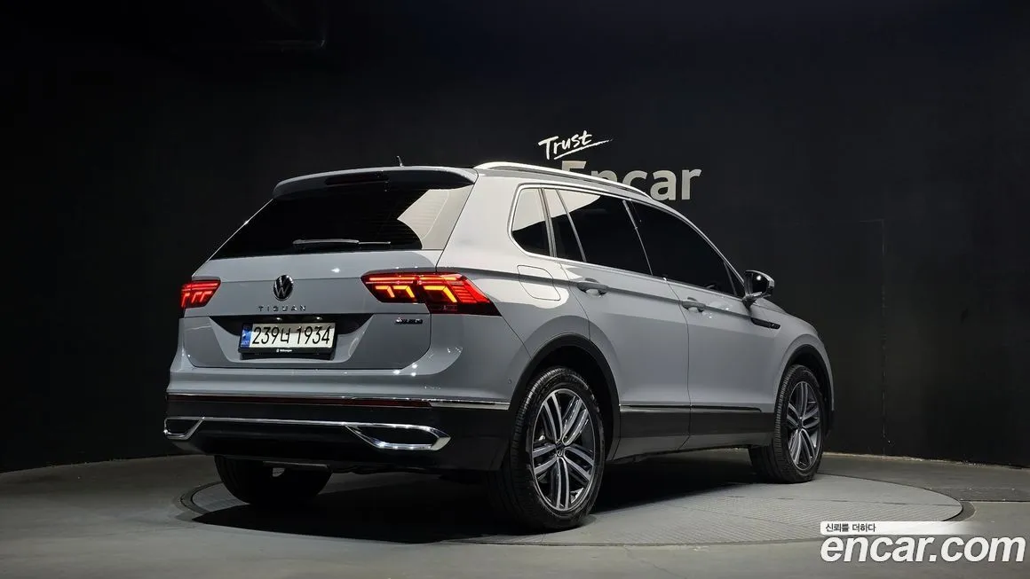 Volkswagen Tiguan 2021 из KR, фото 2