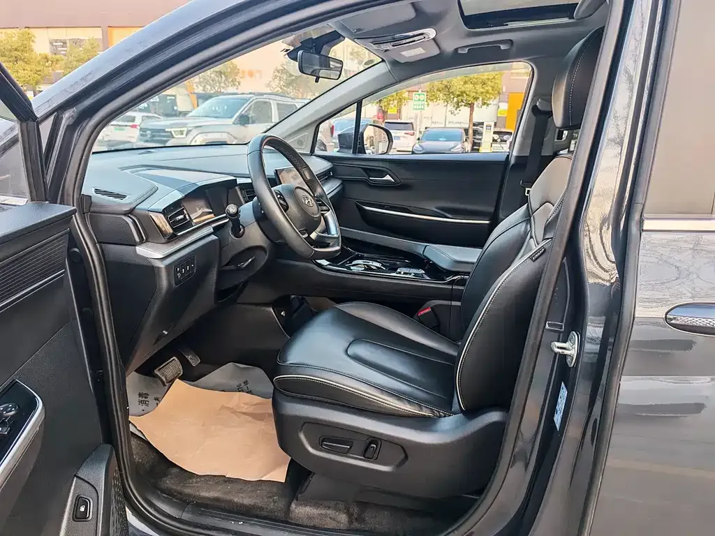 Hyundai Custo — фото 7