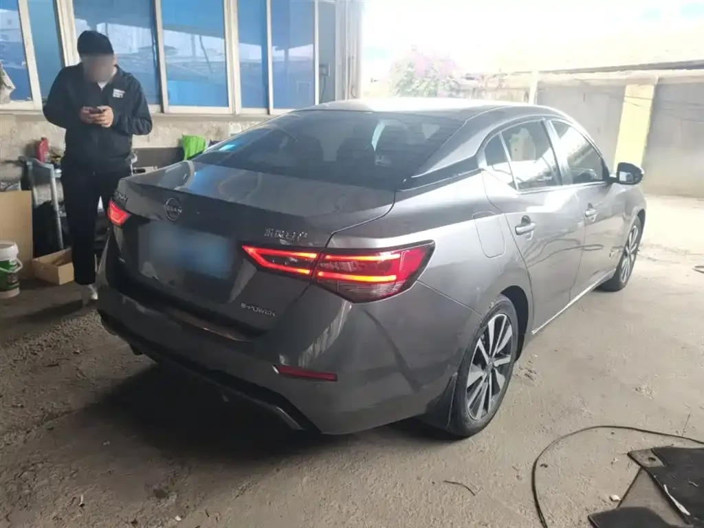 Nissan Sylphy 2022 из CN, фото 4