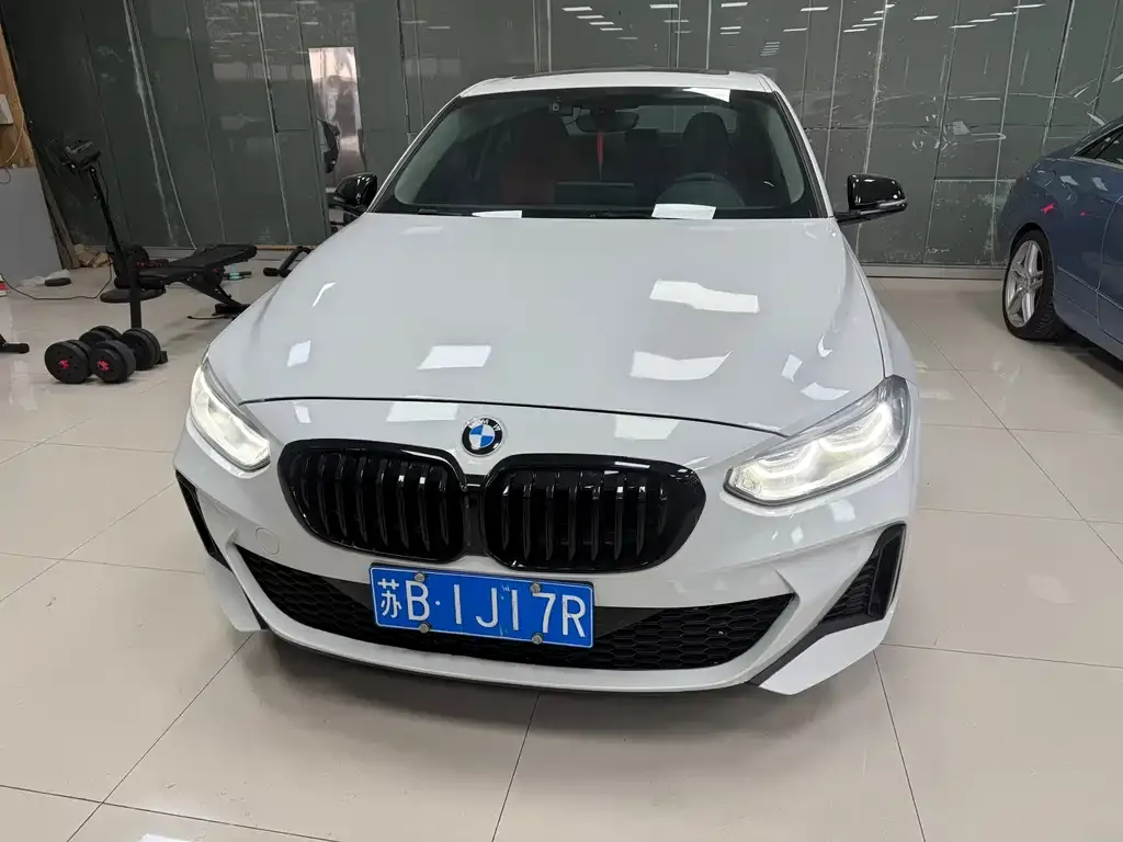 BMW 1 Series 2023 из CN, фото 9