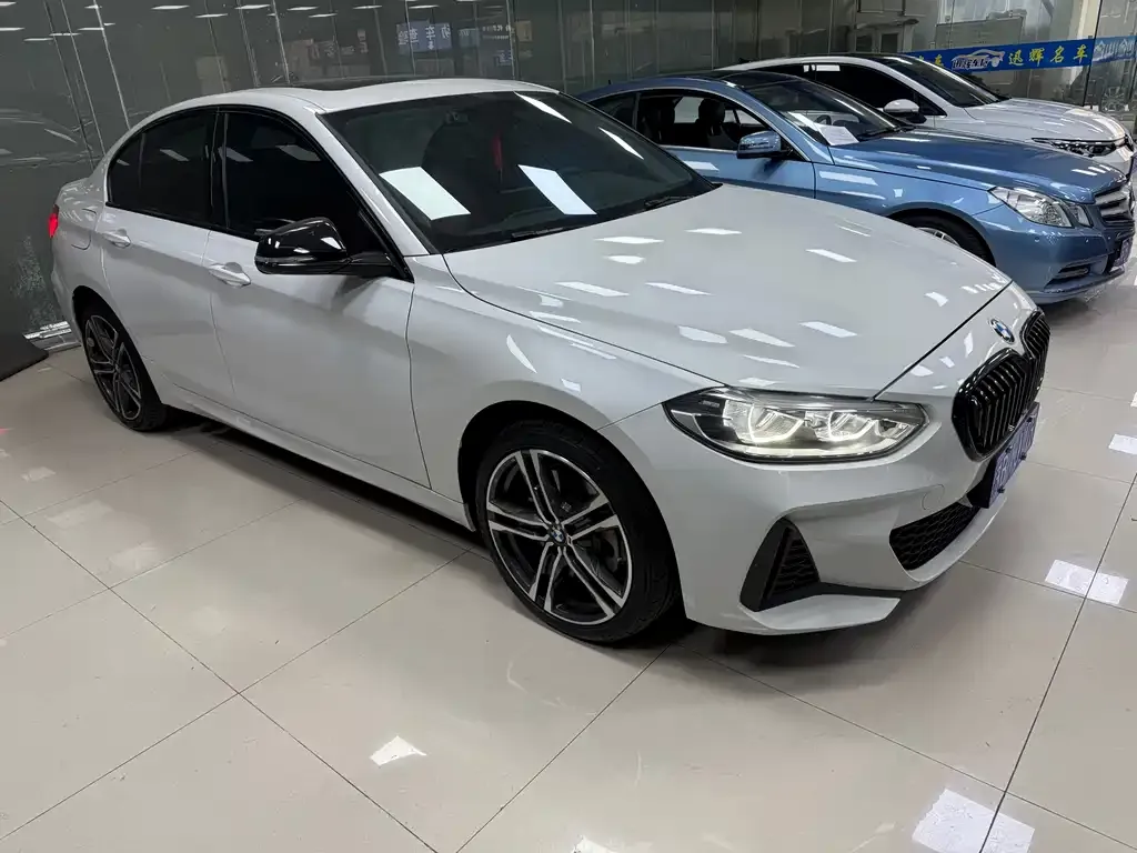 BMW 1 Series 2023 из CN, фото 5