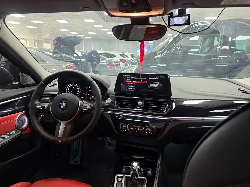 BMW 1 Series 2023 из CN, фото 10
