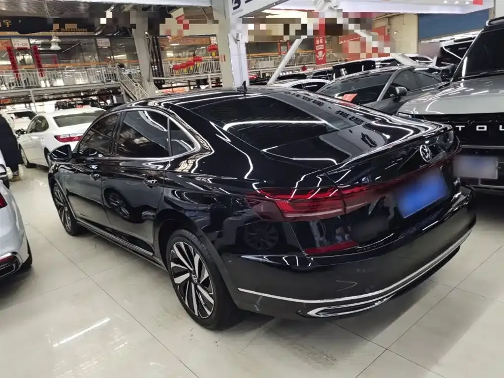 Volkswagen Passat — фото 9