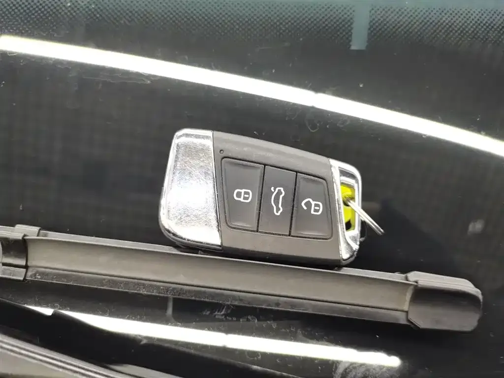 Volkswagen Passat — фото 3