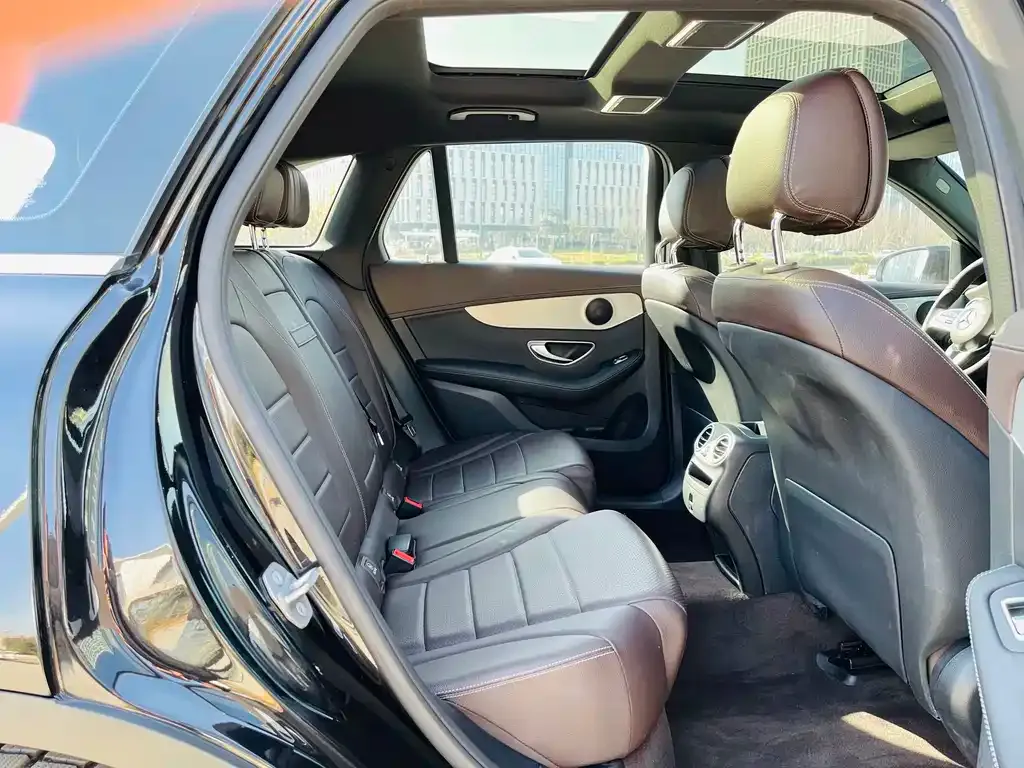 Mercedes-Benz GLC 2022 из CN, фото 2