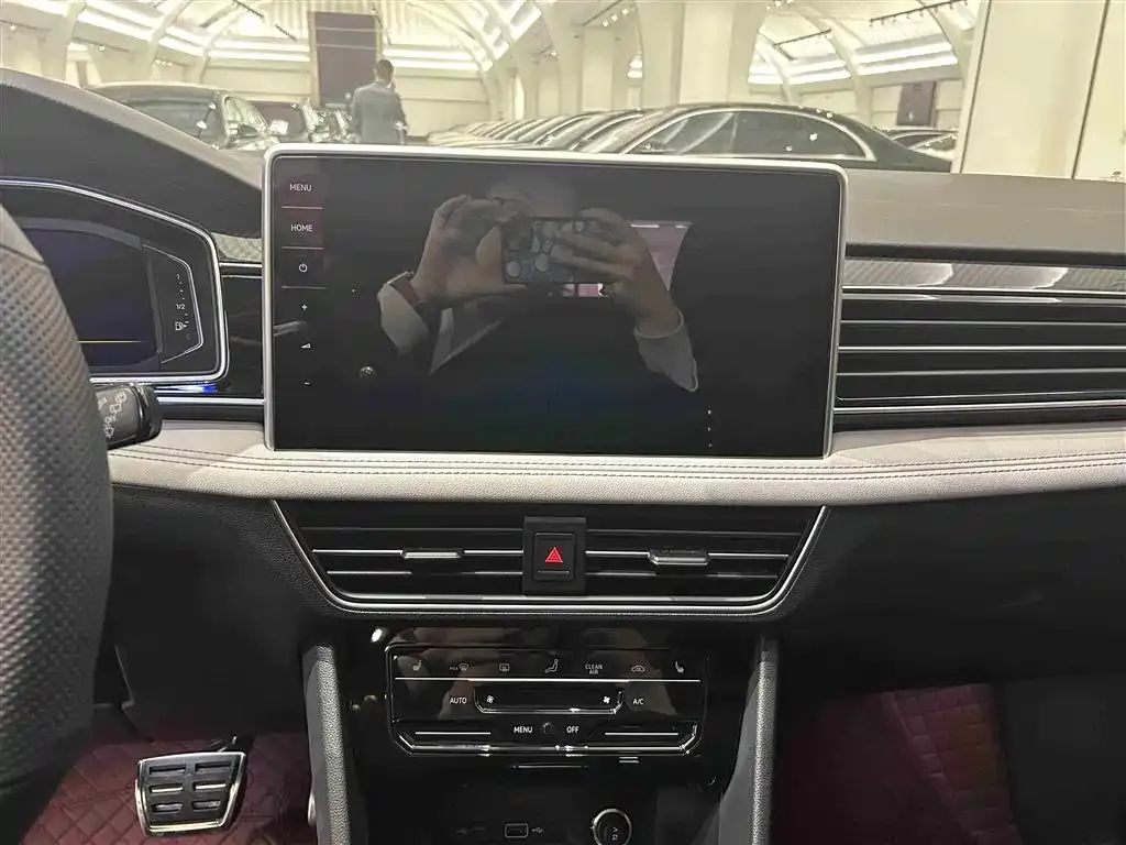 Volkswagen Tiguan L 2022 из CN, фото 10