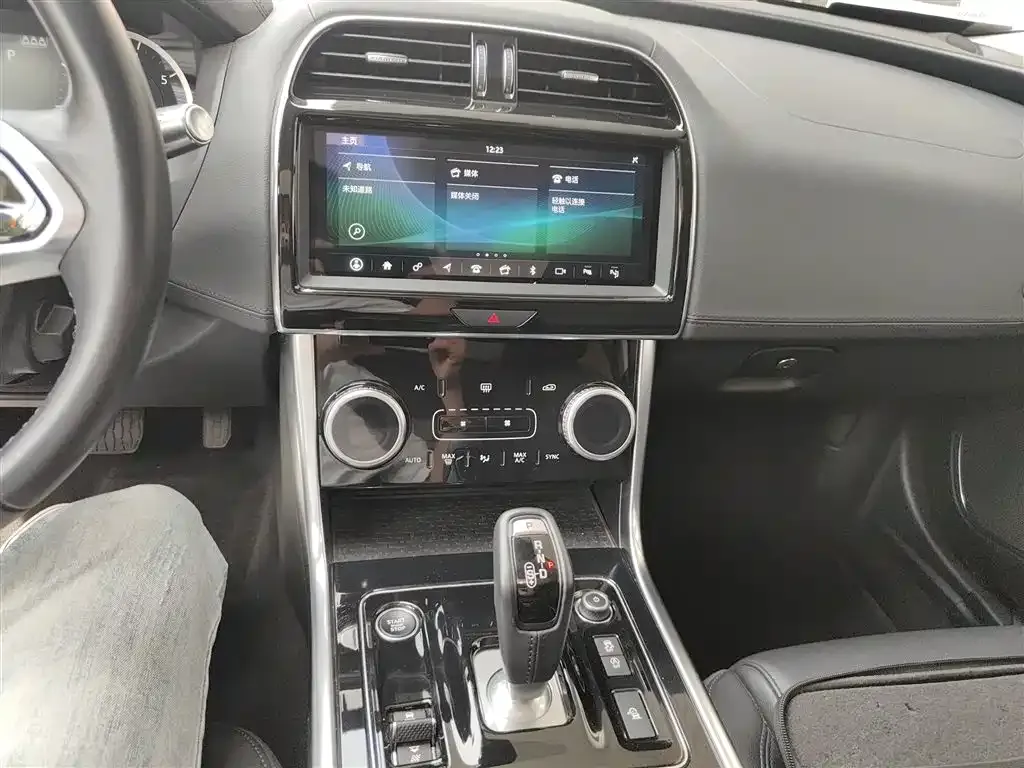 Jaguar XEL 2021 из CN, фото 6