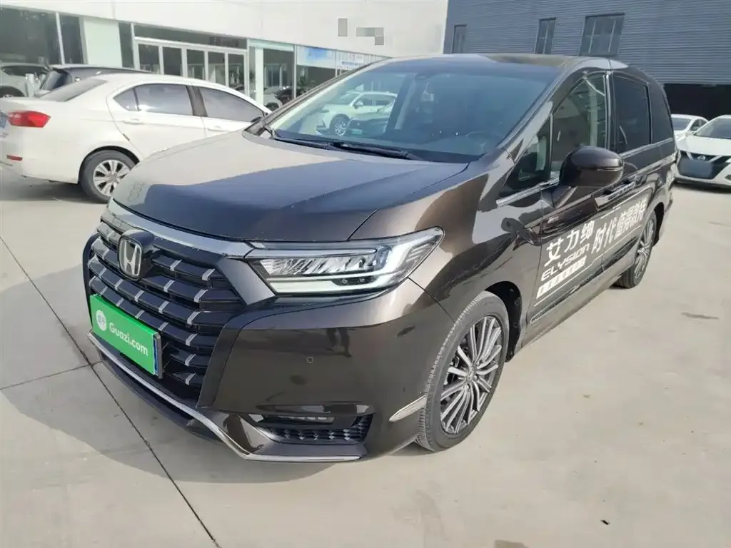 Honda Elysion 2022 из CN, фото 4