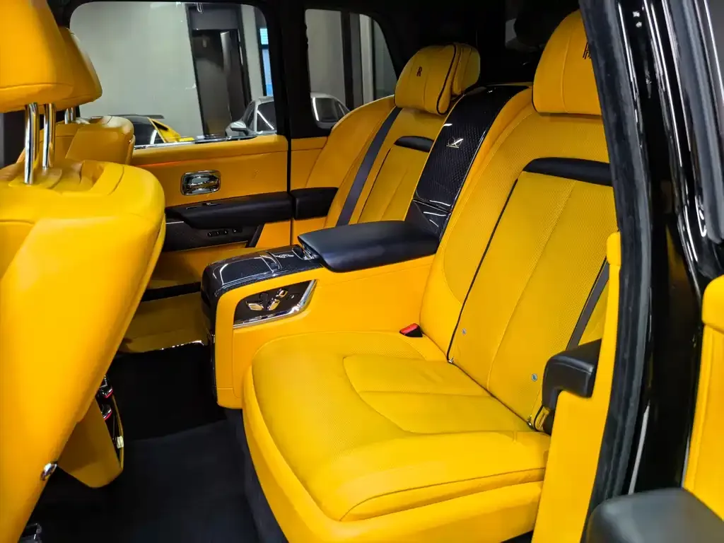 Rolls-Royce Cullinan 2022 из CN, фото 8