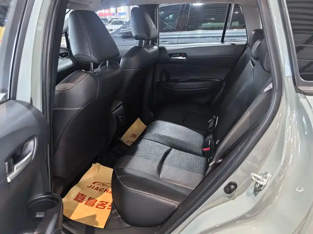Toyota Corolla Cross 2022 из CN, фото 2