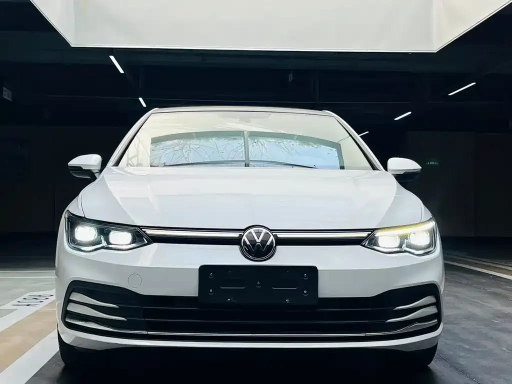 Volkswagen Golf 2022 из CN, фото 5