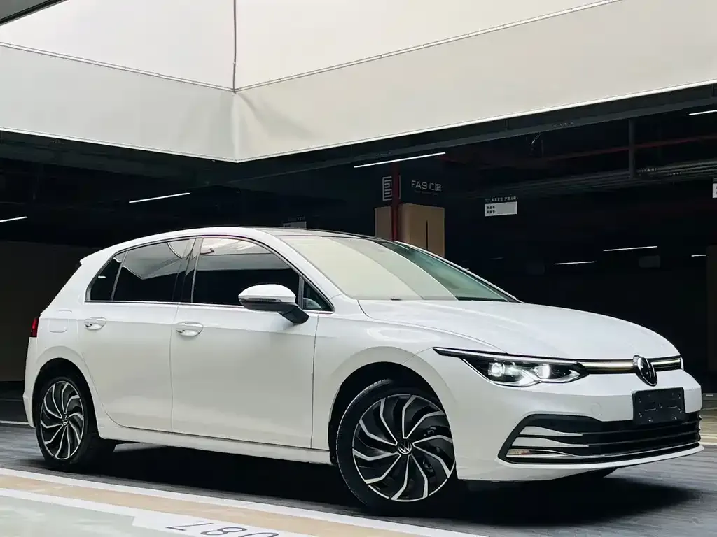 Volkswagen Golf 2022 из CN, фото 6