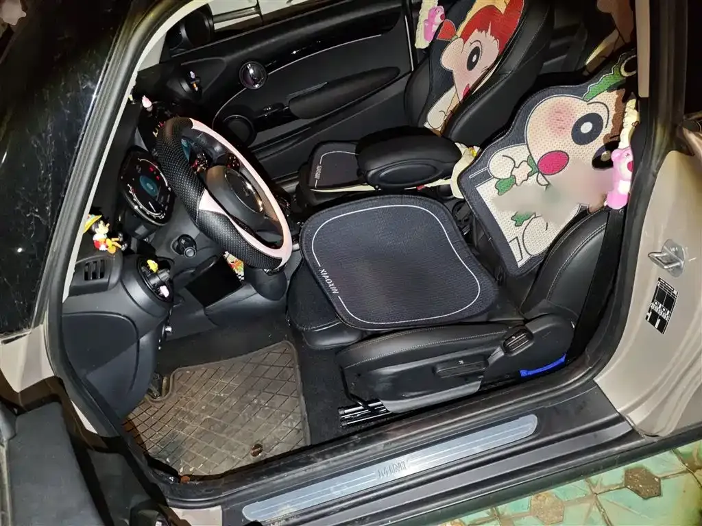 MINI Cooper (3-door) 2023 из CN, фото 10