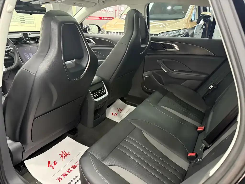 Hongqi H6 2024 из CN, фото 8