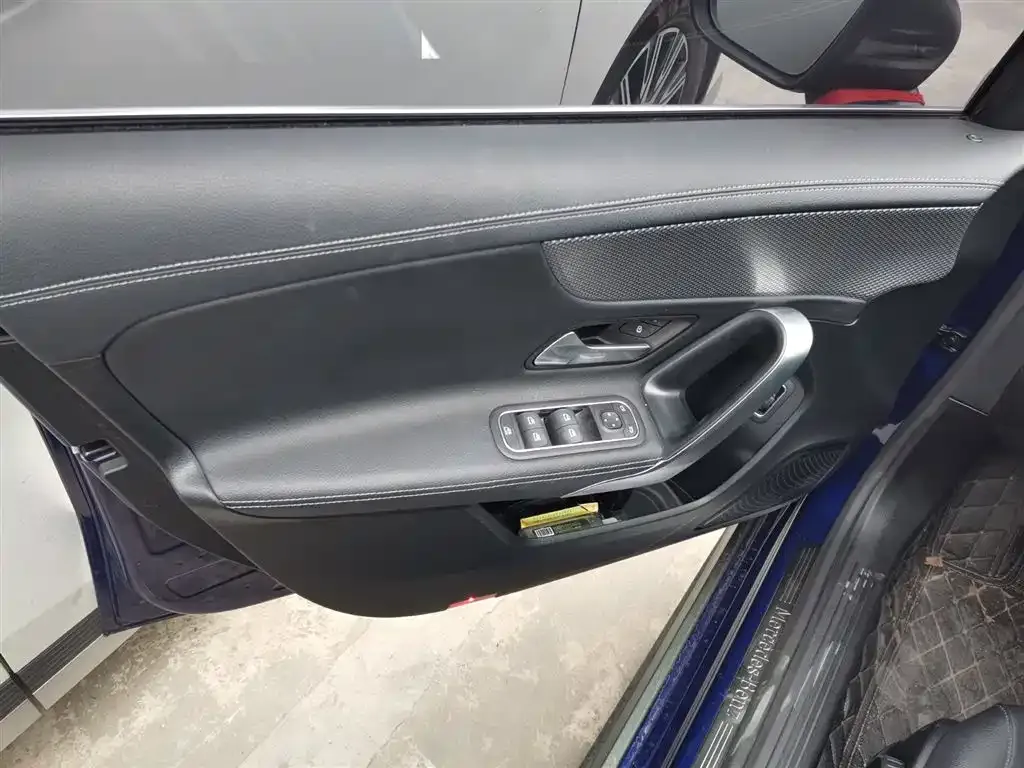 Mercedes-Benz A-Class 2021 из CN, фото 2