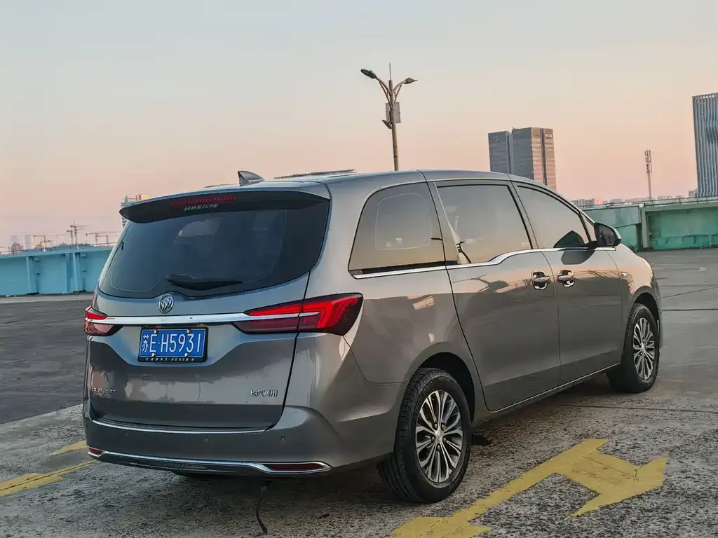 Buick GL8 2021 из CN, фото 5